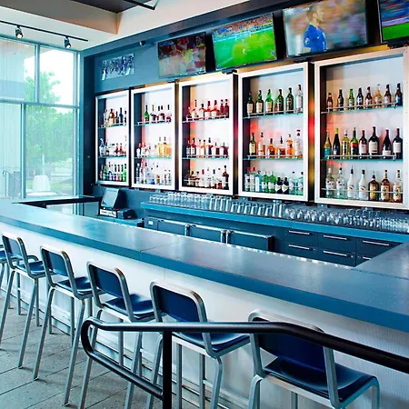 Aloft Philadelphia Airport Hotel